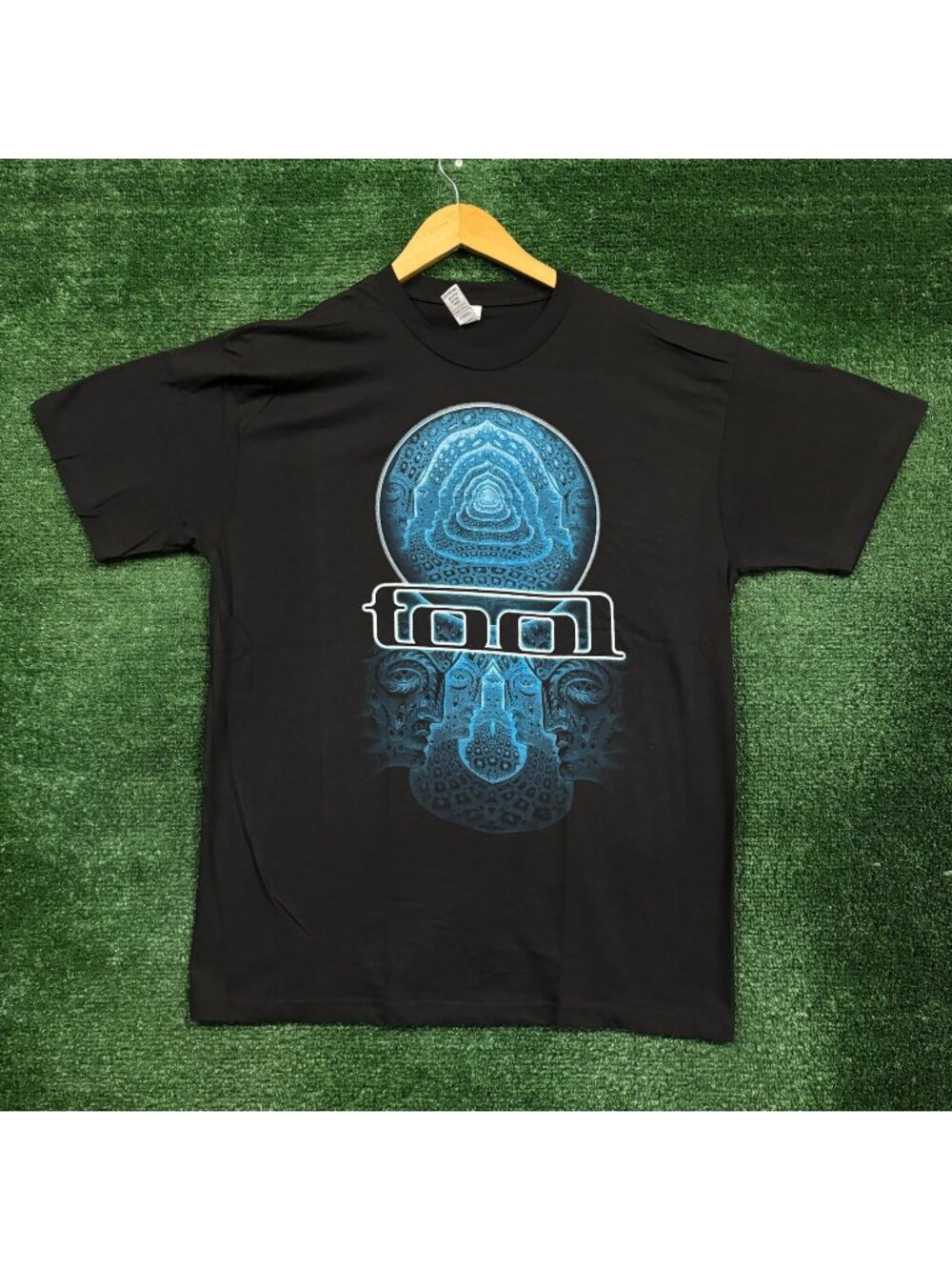 Tool Infinite Faces T-Shirt Size Large